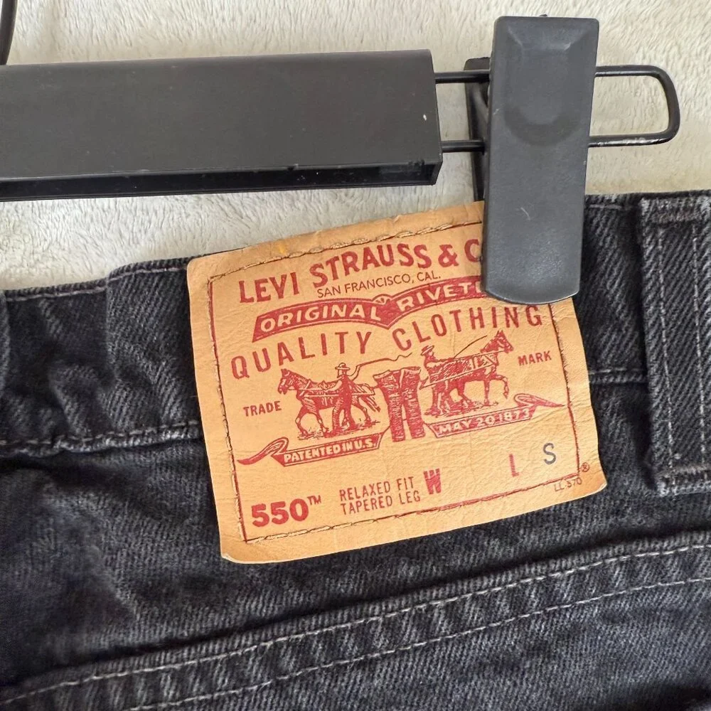 Vintage Levi's Size 10 Regular 550‎ Relaxed Fit 100% Cotton Authentic Red Tab